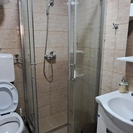 Prenociste Jezerske Zvezde Veliko Gradište